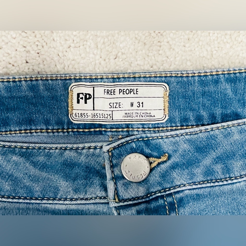 Free People Flared Blue Jean - 31 - Picture 4 of 4